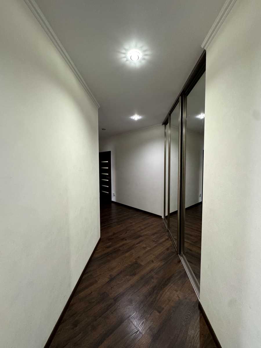 1875304432090742