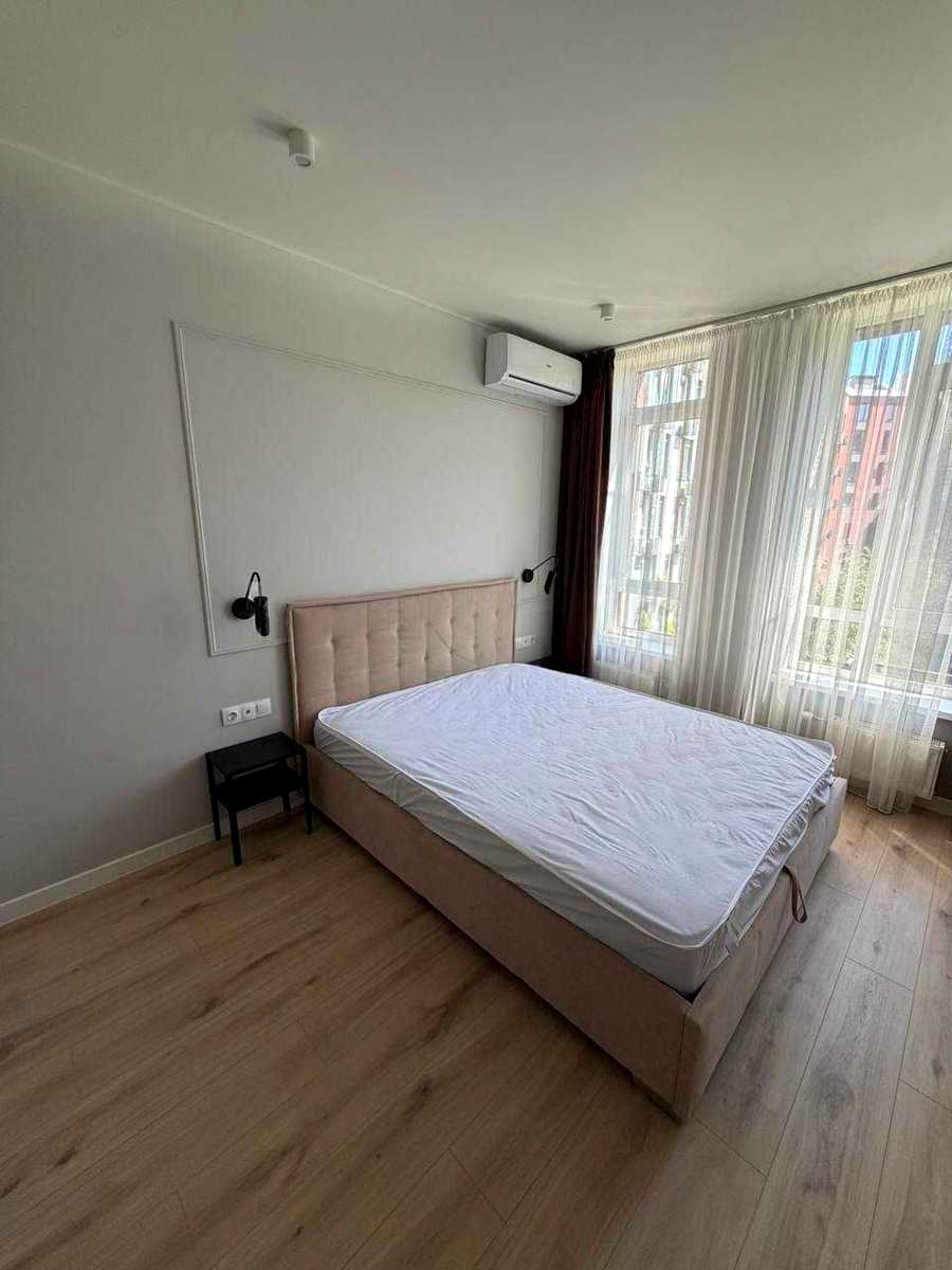 1875305566359652