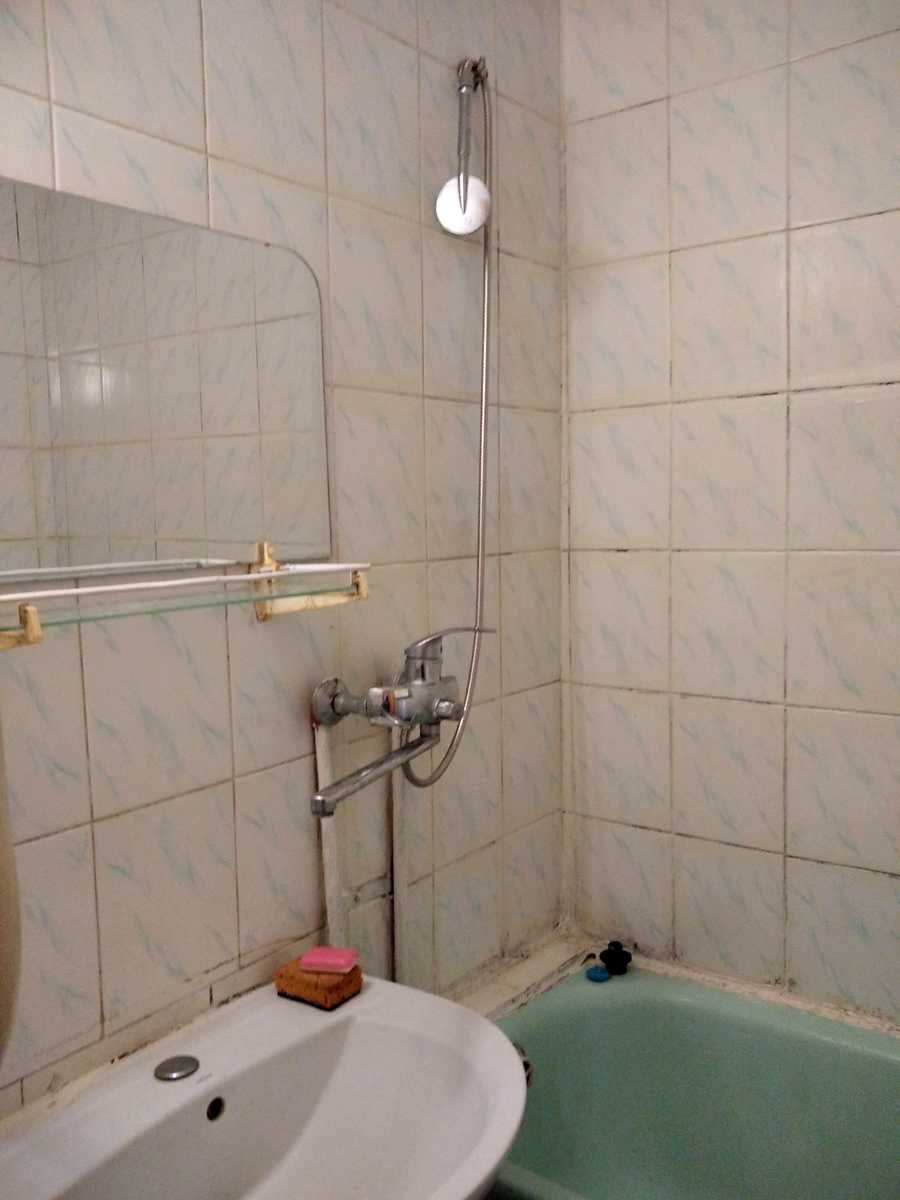 1875305802681857