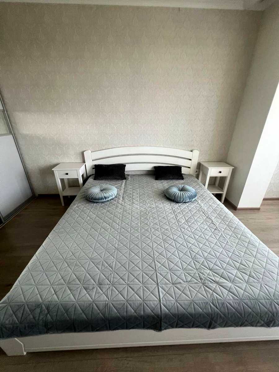 1875306900870942