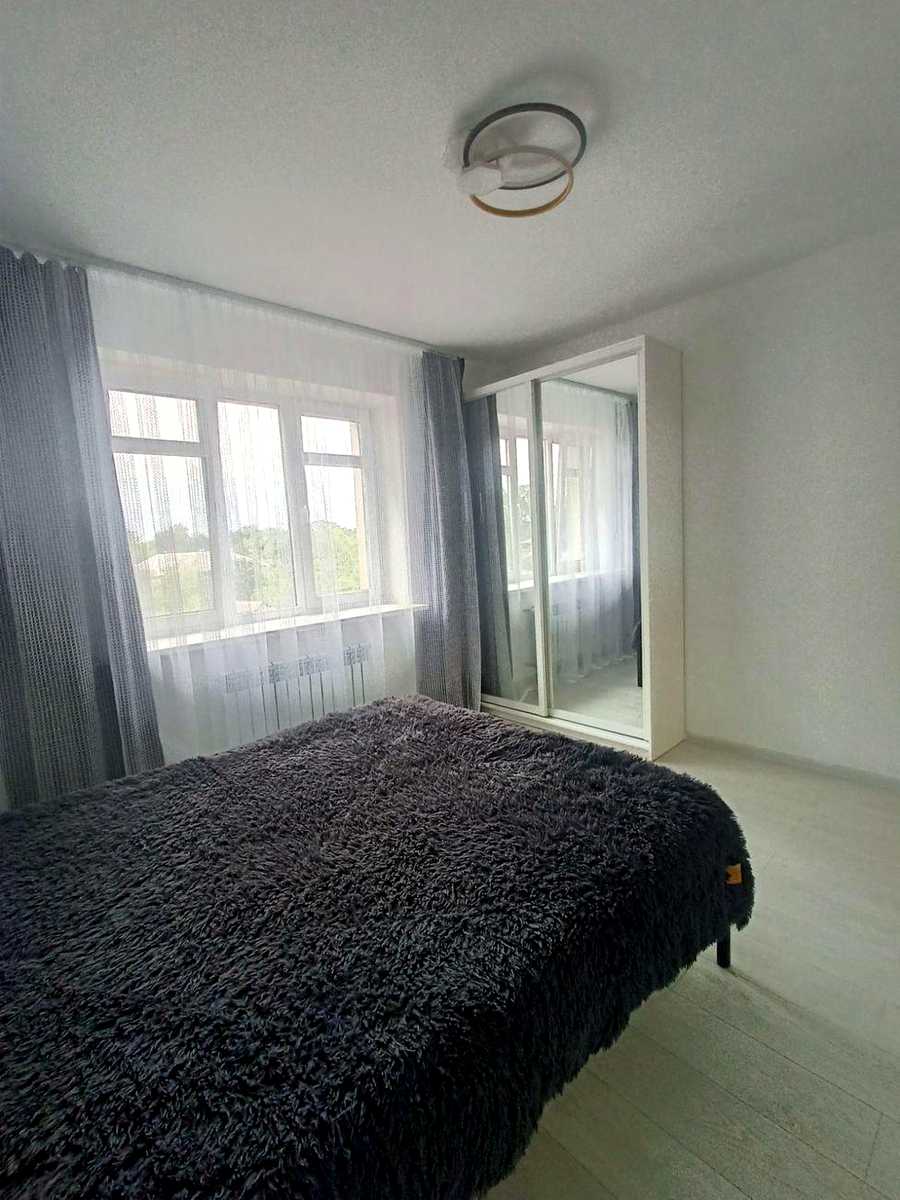 1875307043276871