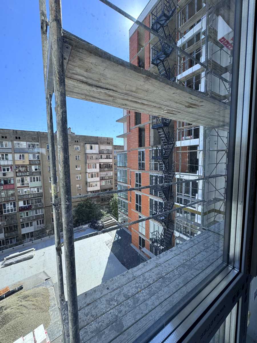 1875308033879635