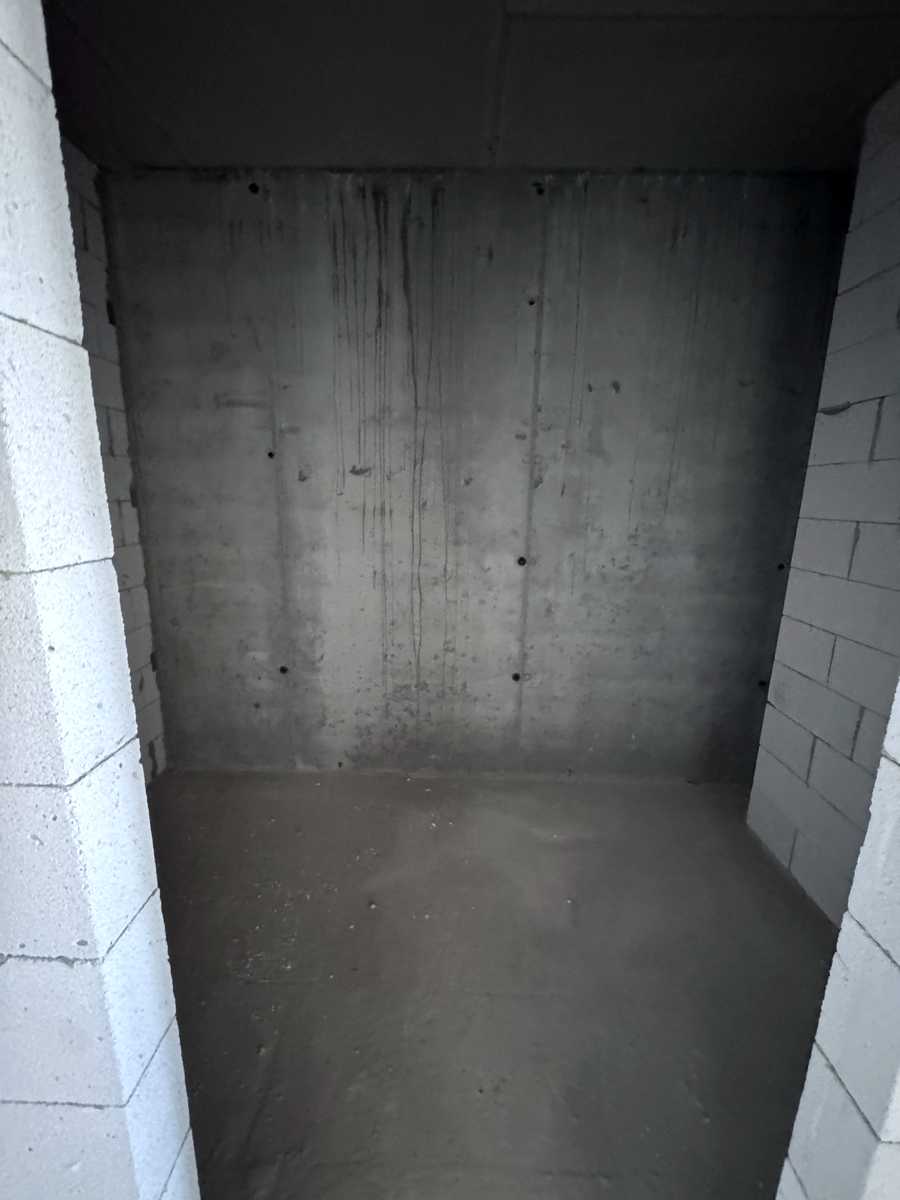 1875308034478979