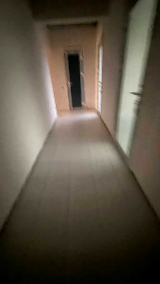 1875308452748750