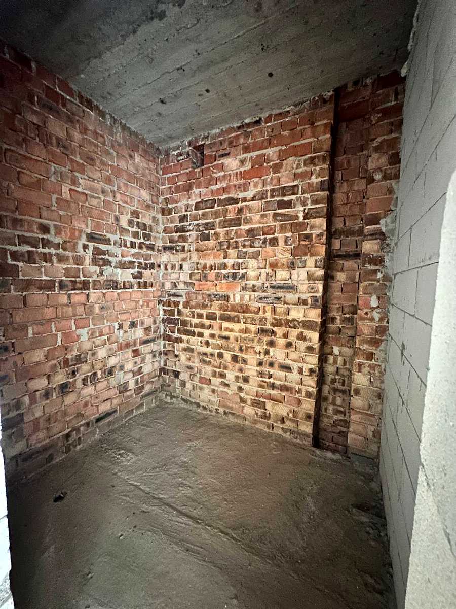 1875309934915042