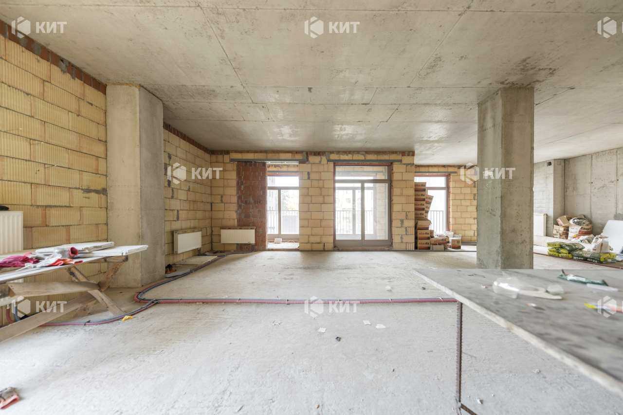 1875311356428693