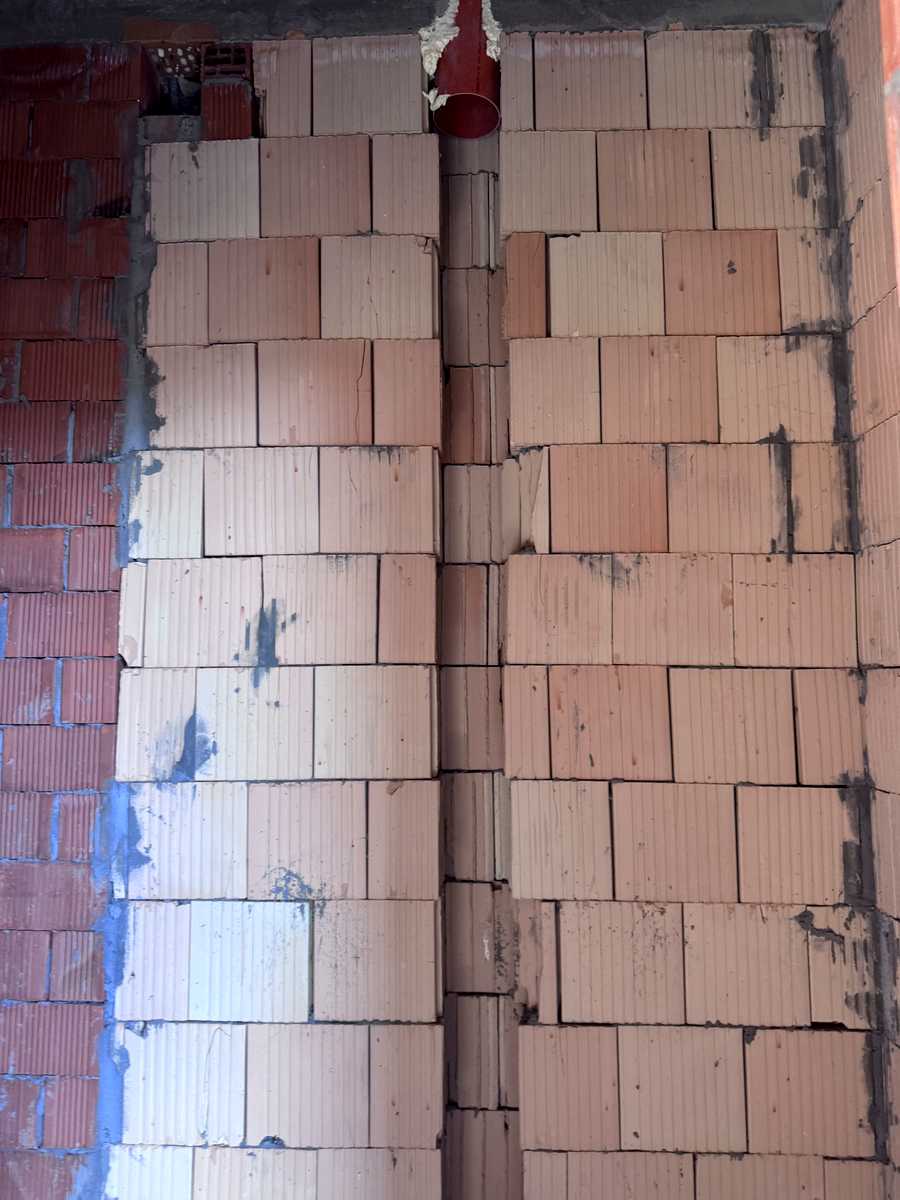 1875312674656827