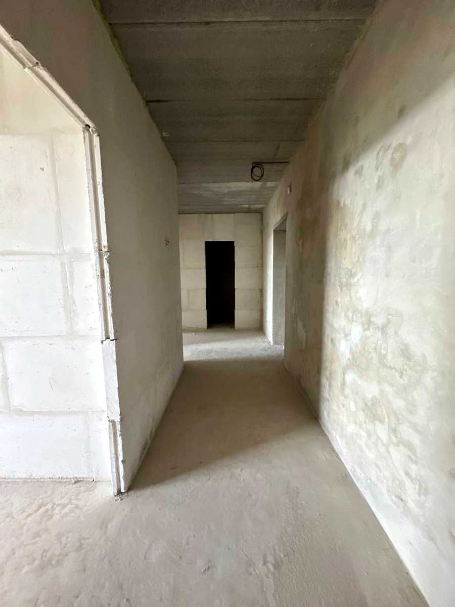 1875313432180851