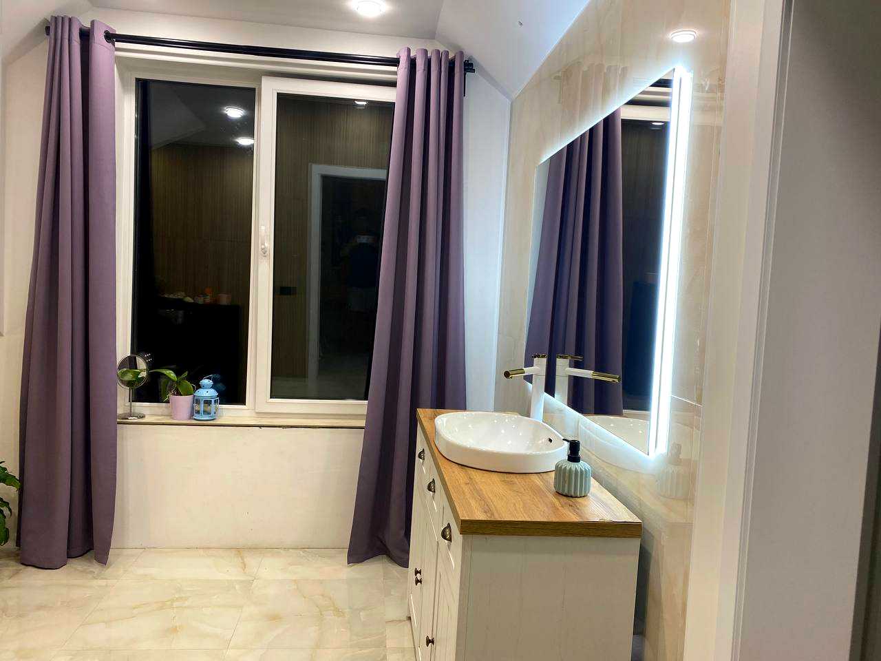1875316346886956