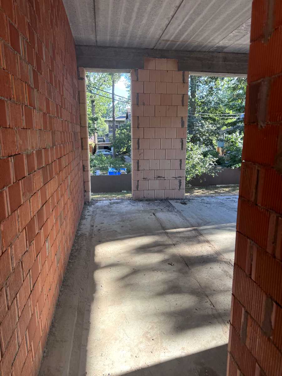 1875318229139789
