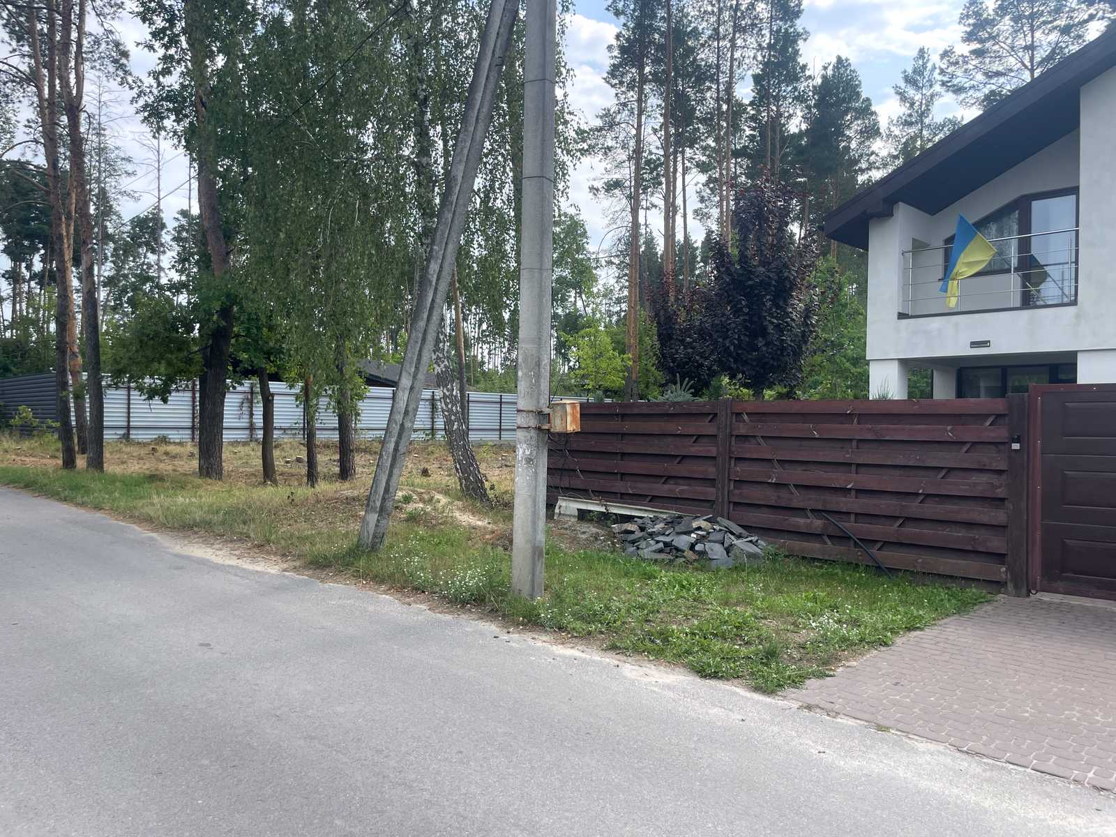 1875318776688614