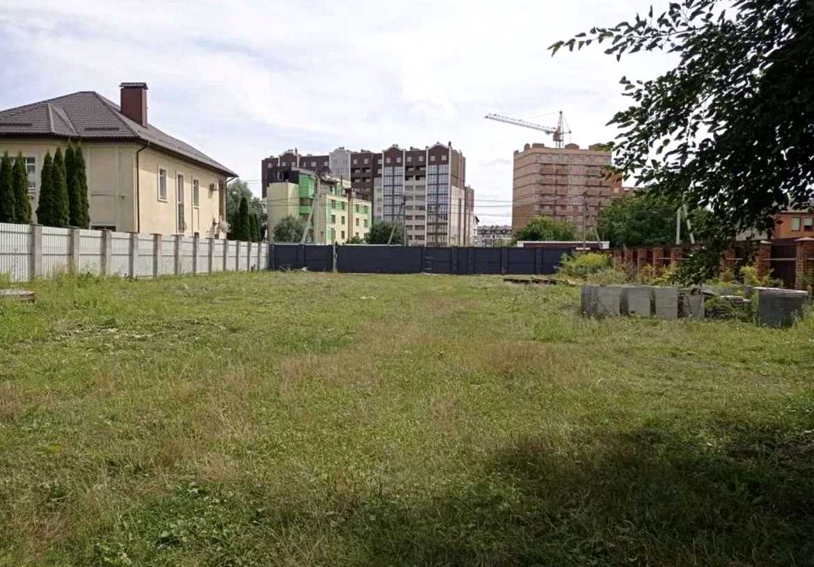 1875319437615671