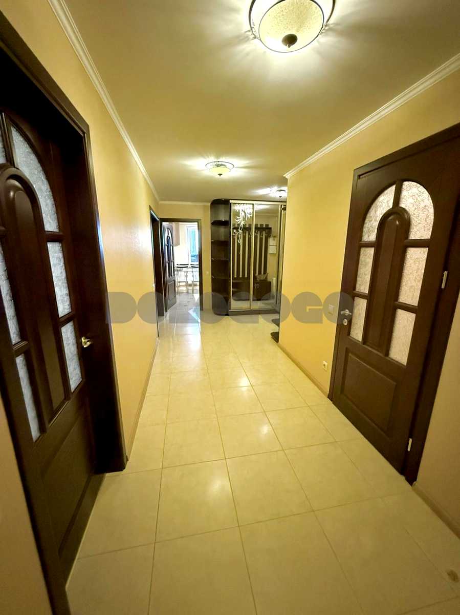 1875320239623947