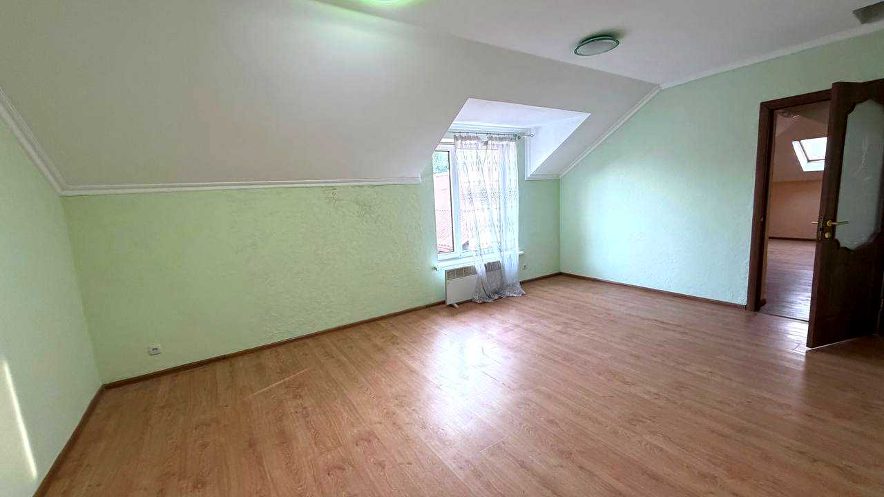 1875330093244111