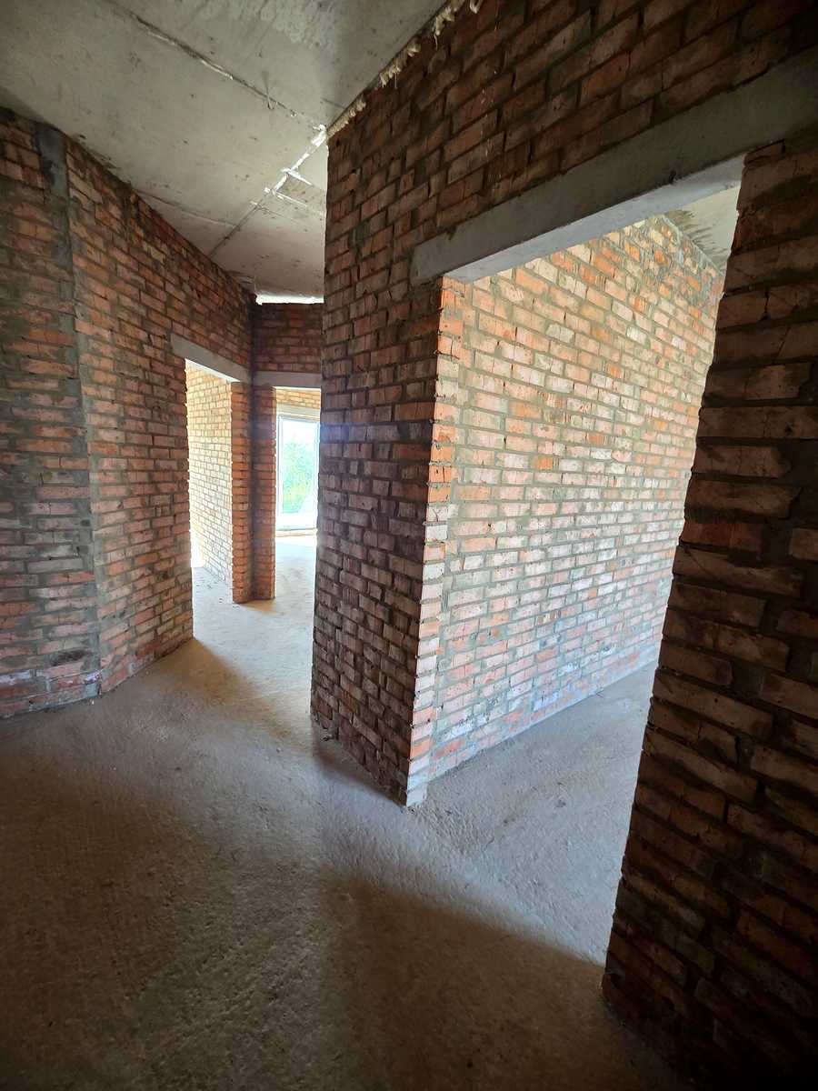 1875335496638289