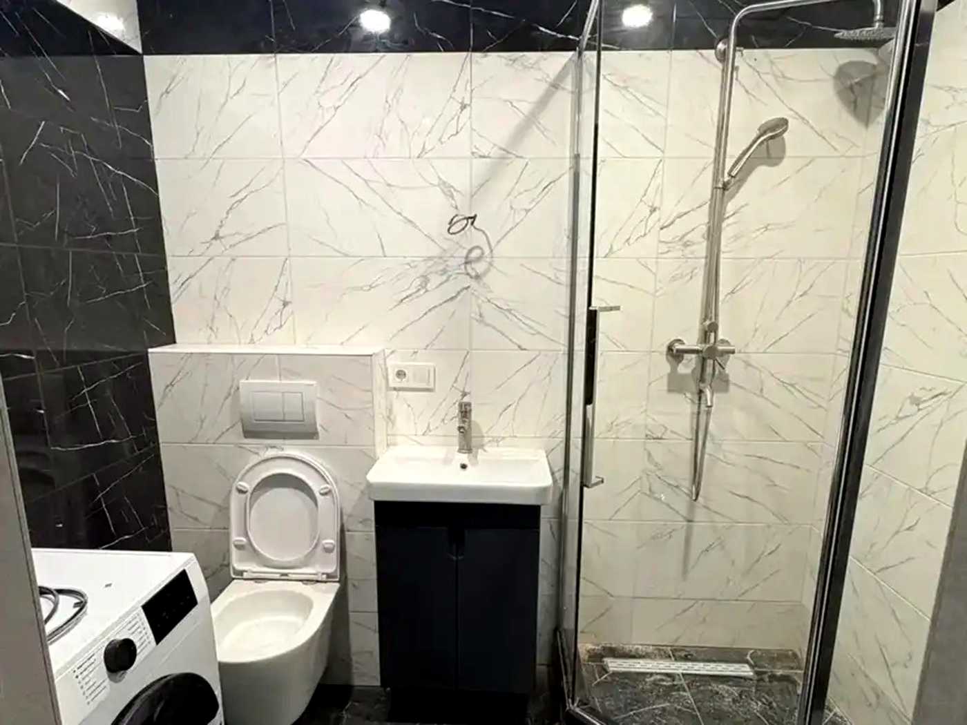 1875335728371155