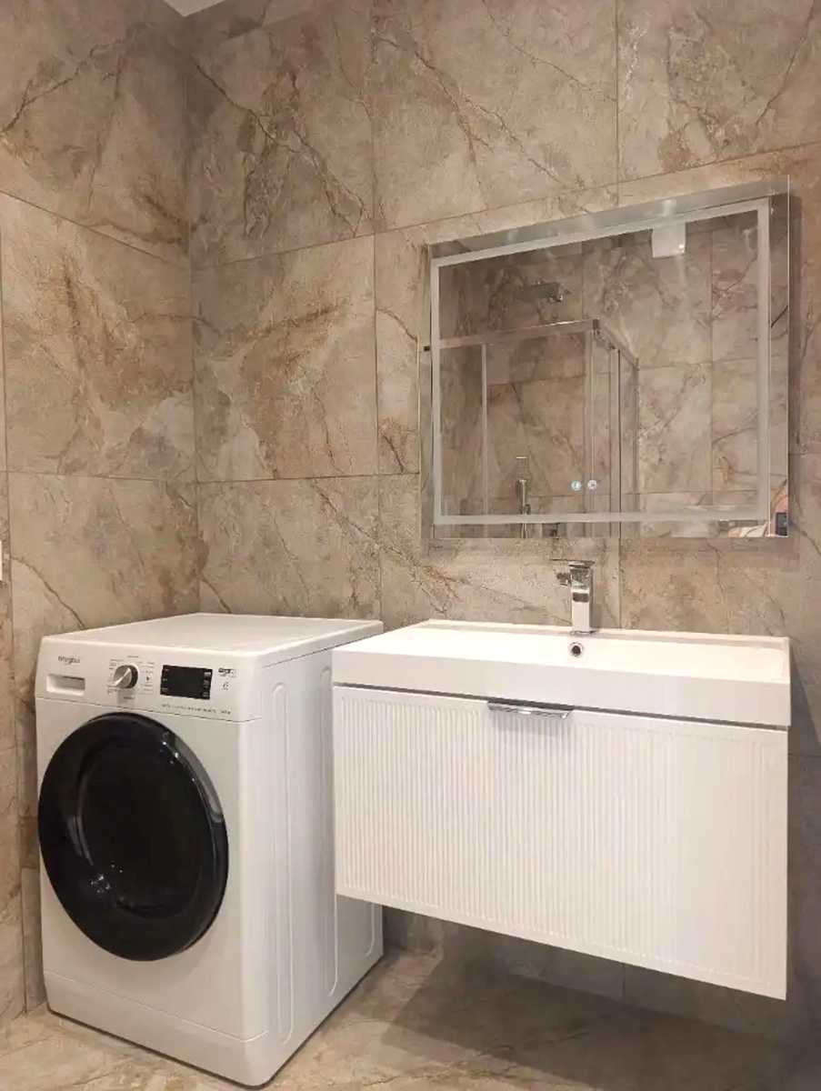 1875336557925037