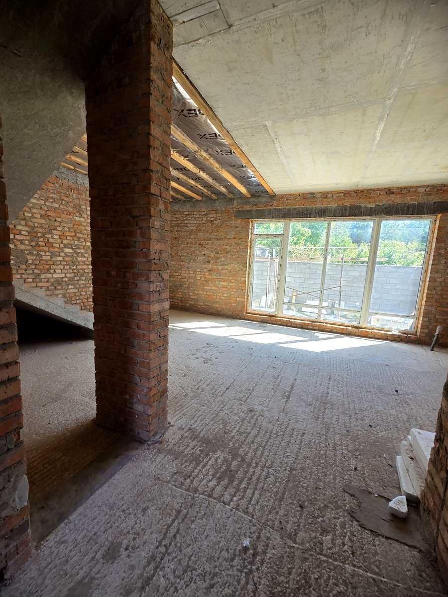 1875336990383386
