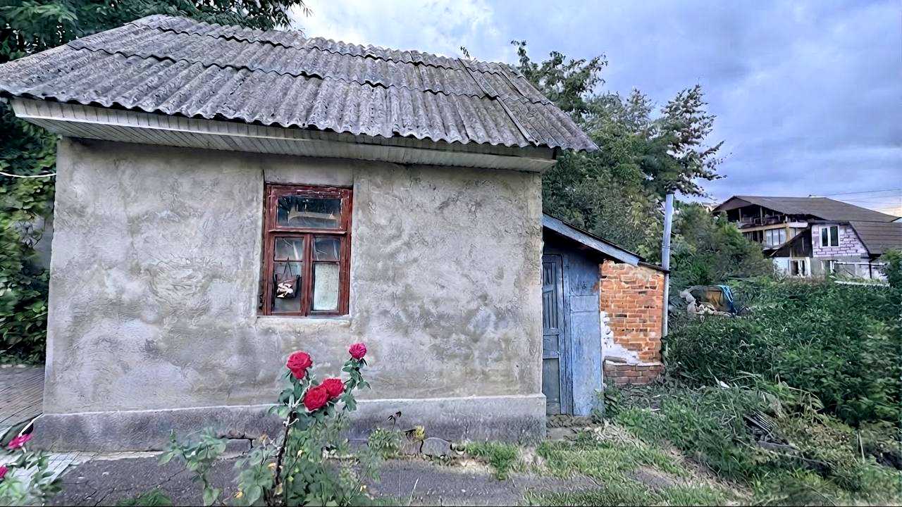 1875337574233606
