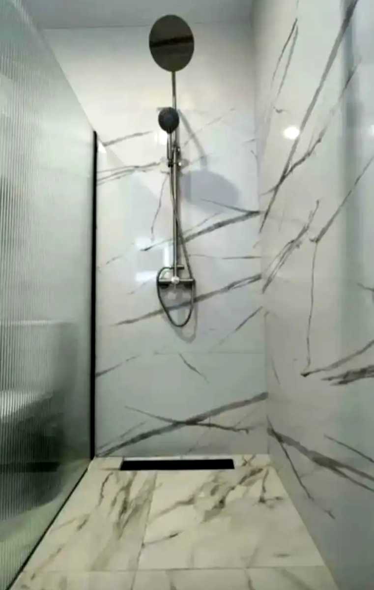 1875341404113342