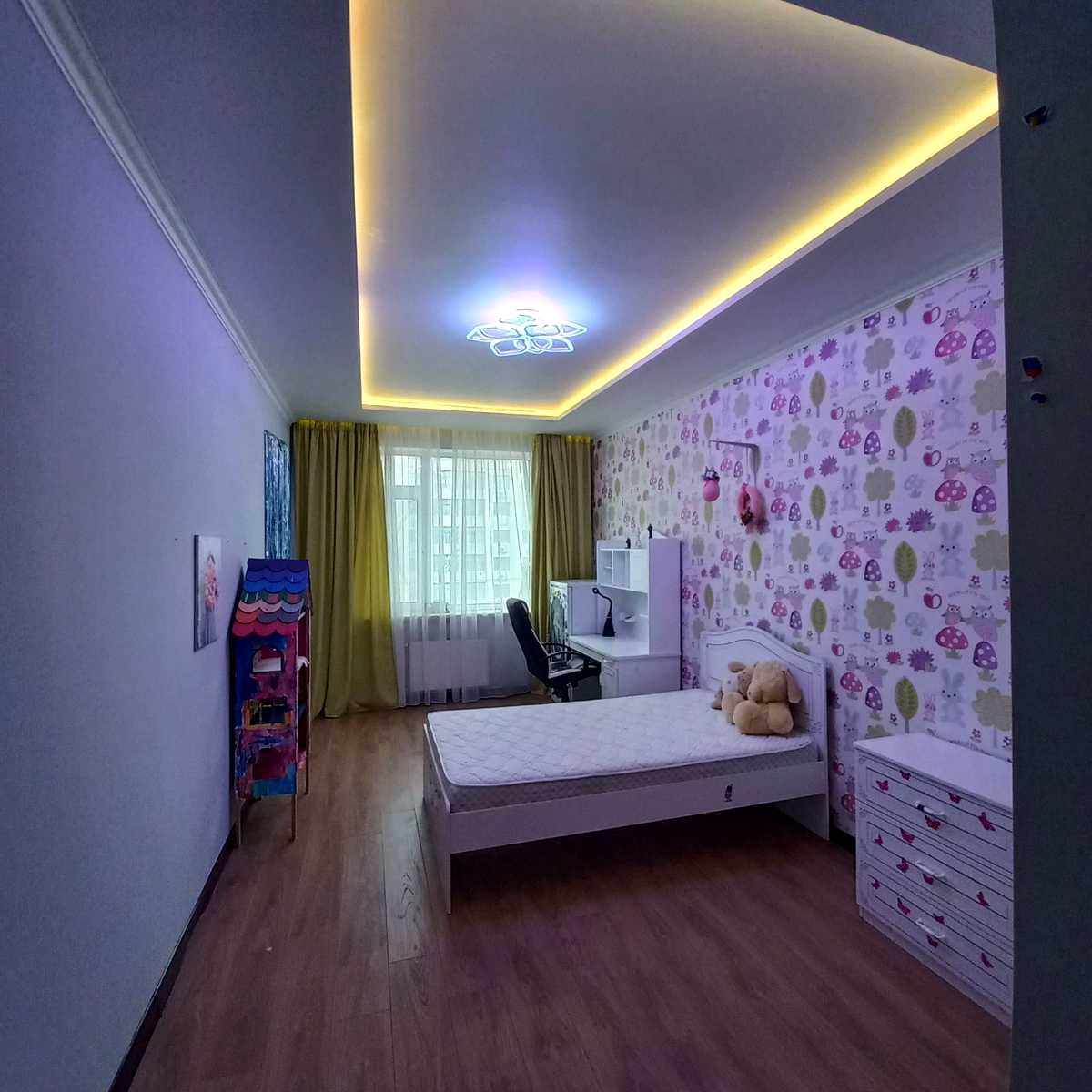 1875386453704489