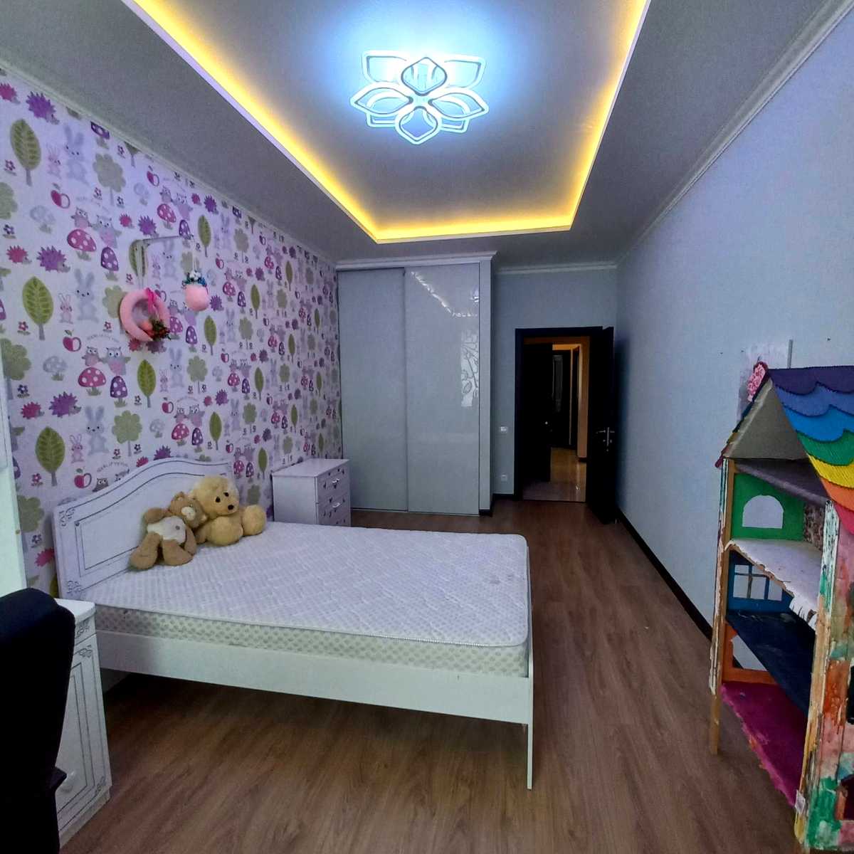 1875386454163815