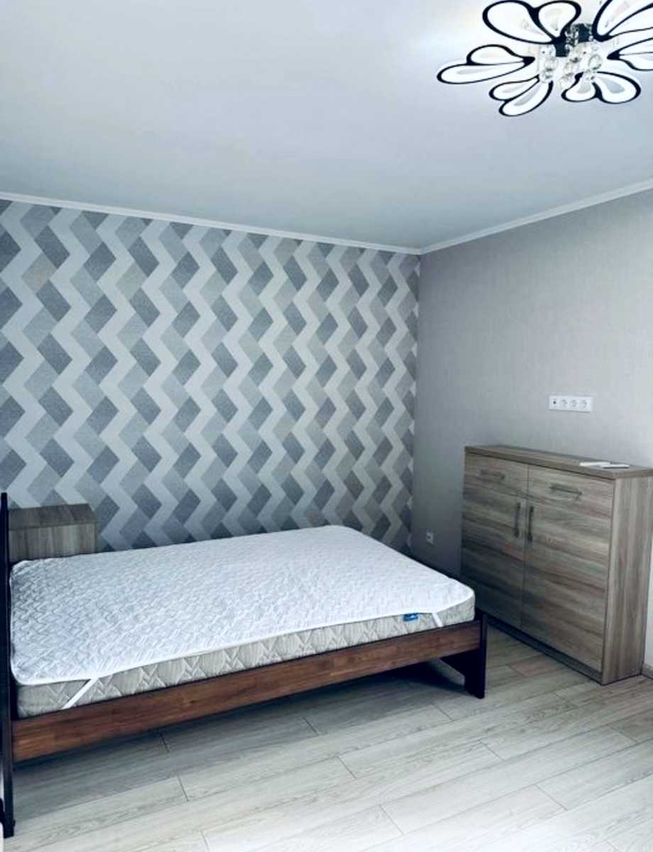 1875388538548721