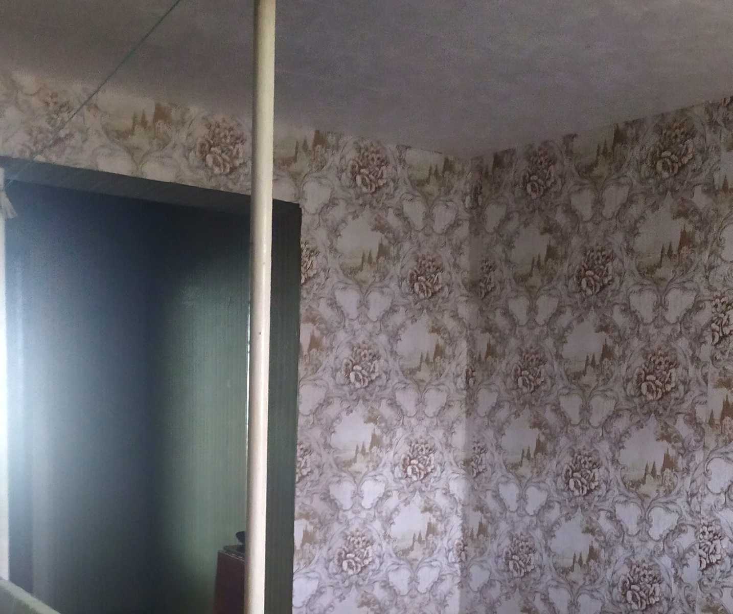 1875389209884384