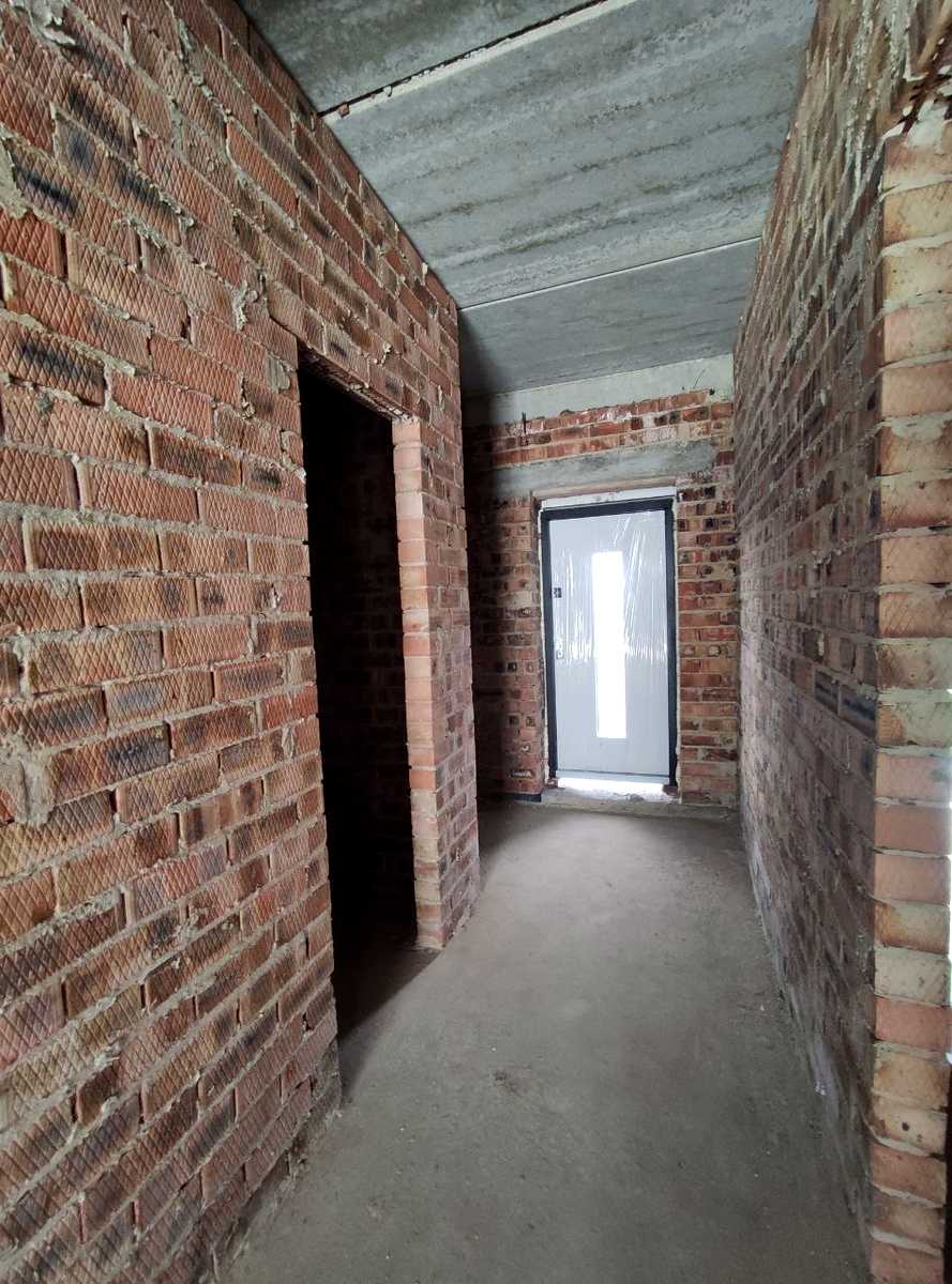 1875389778686318