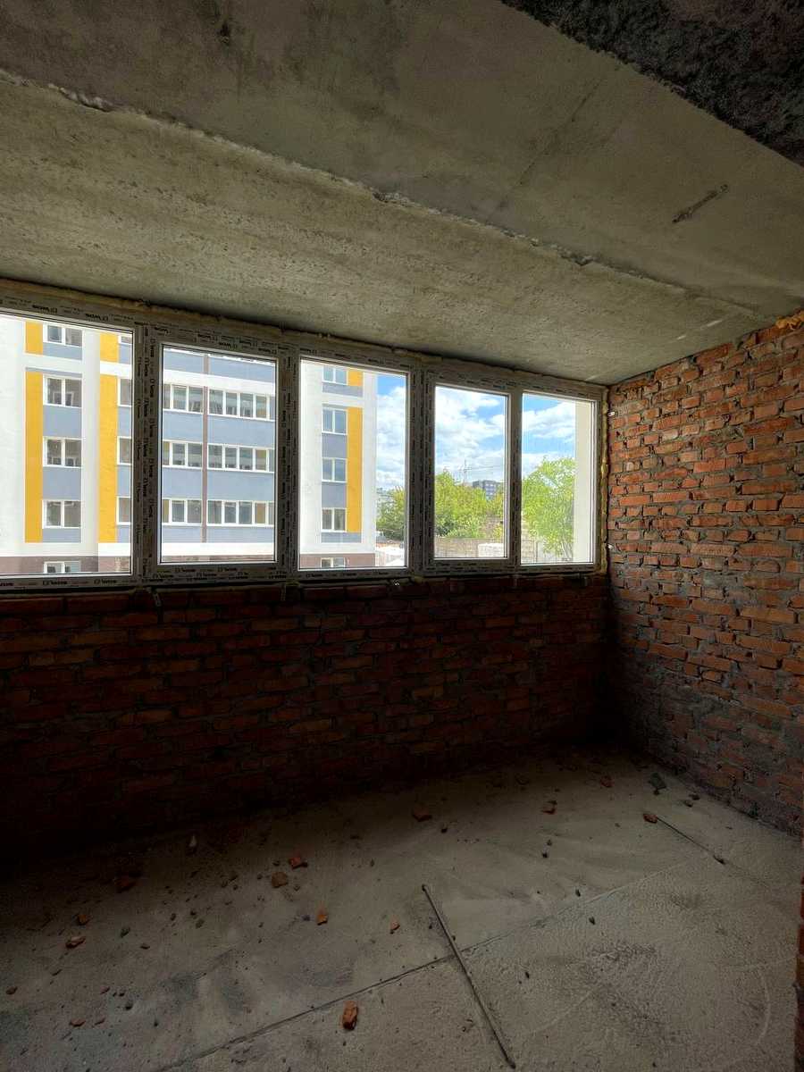 1875390247635989