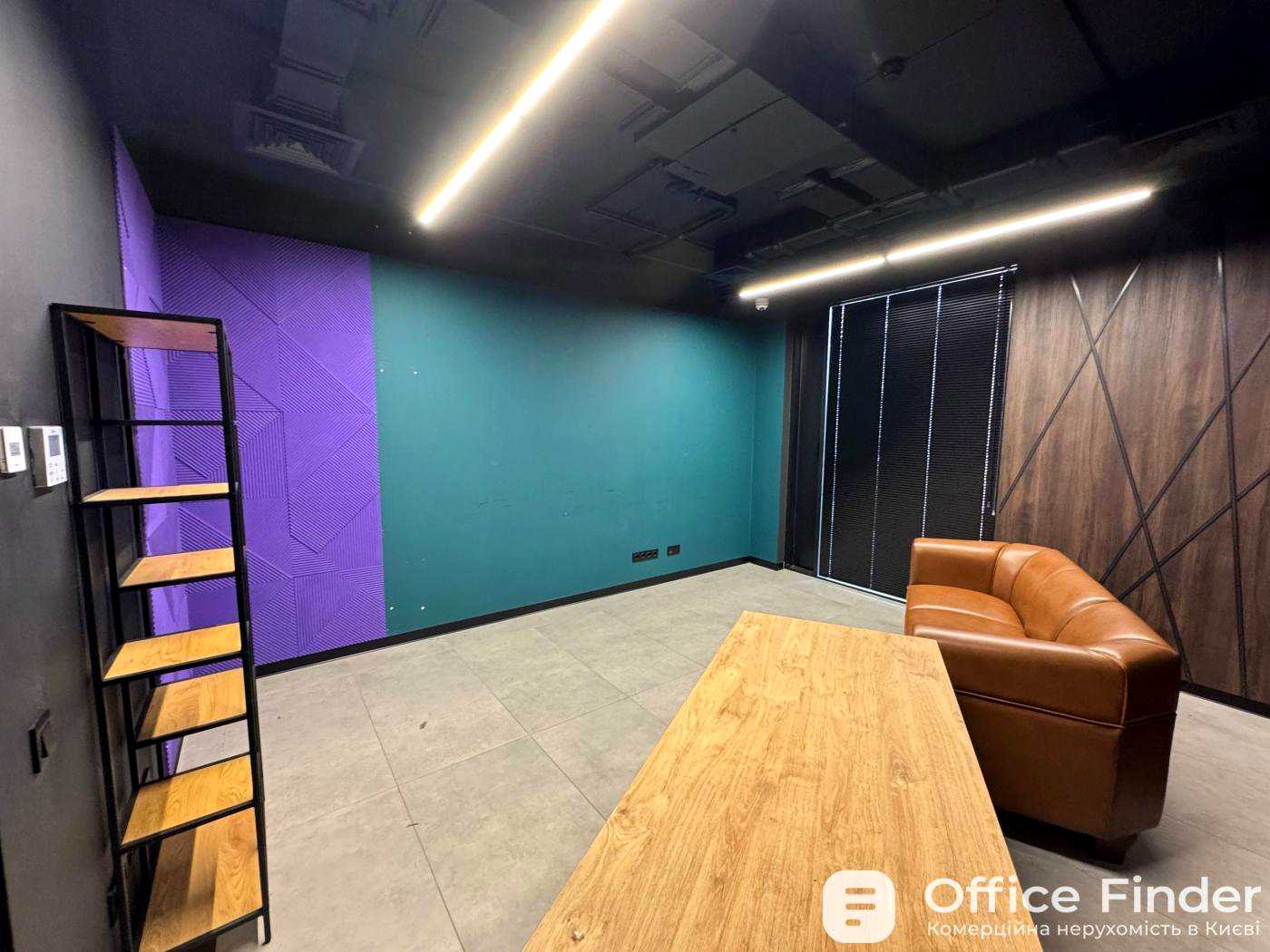 1875392773504679