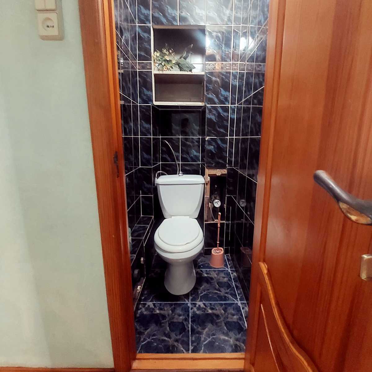 1875393436477392