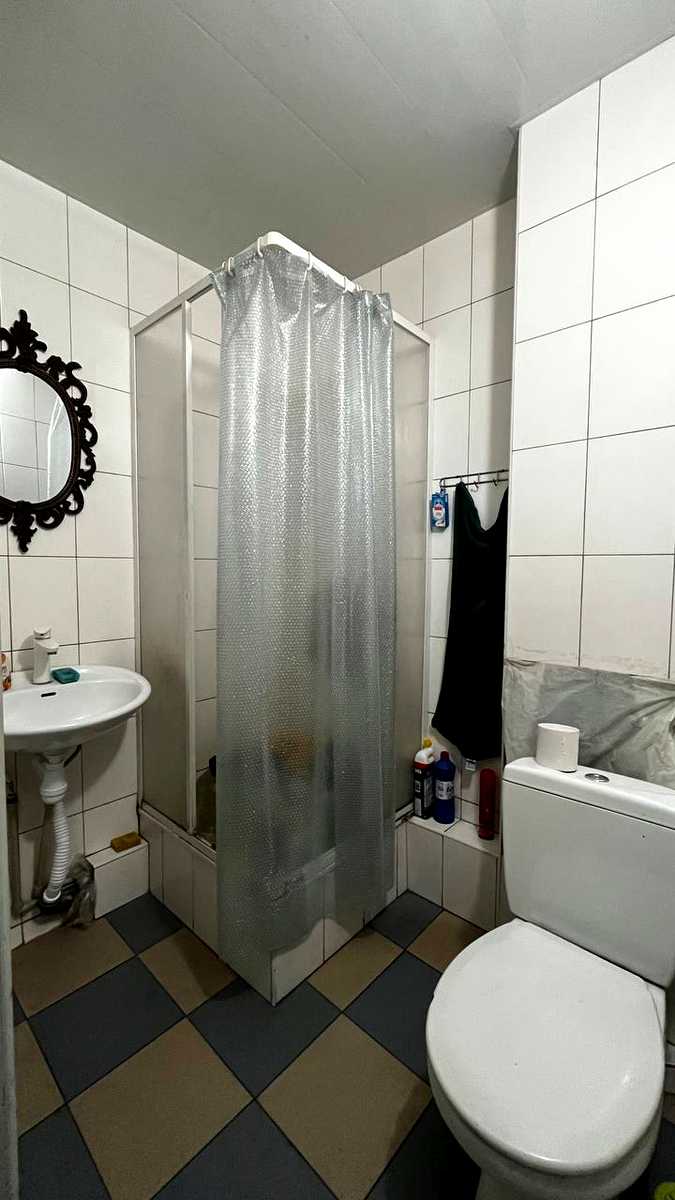 1875394998609259