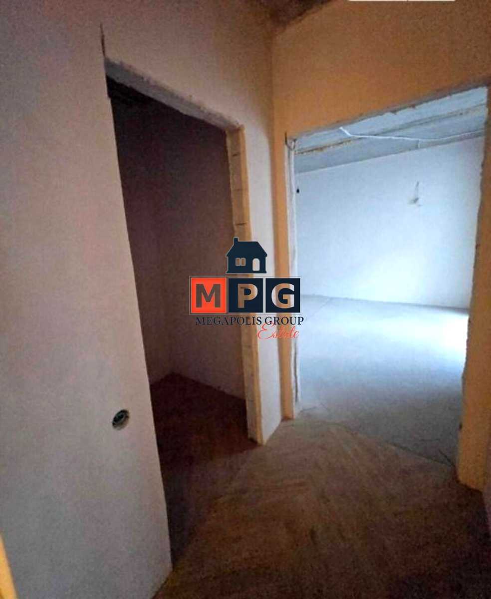 1875395608209578