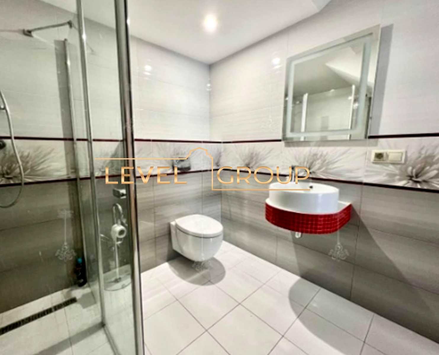 1875396900522345