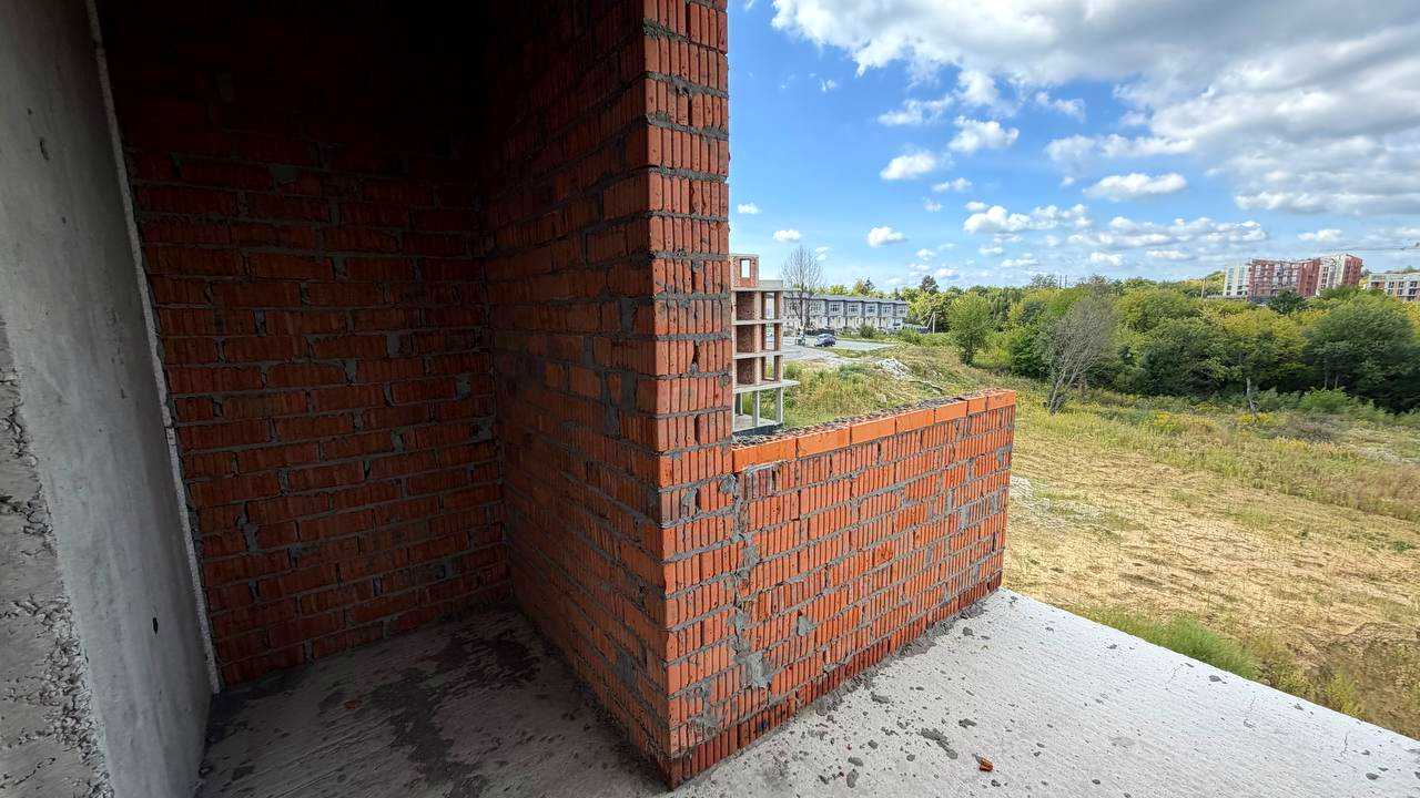 1875396989594921