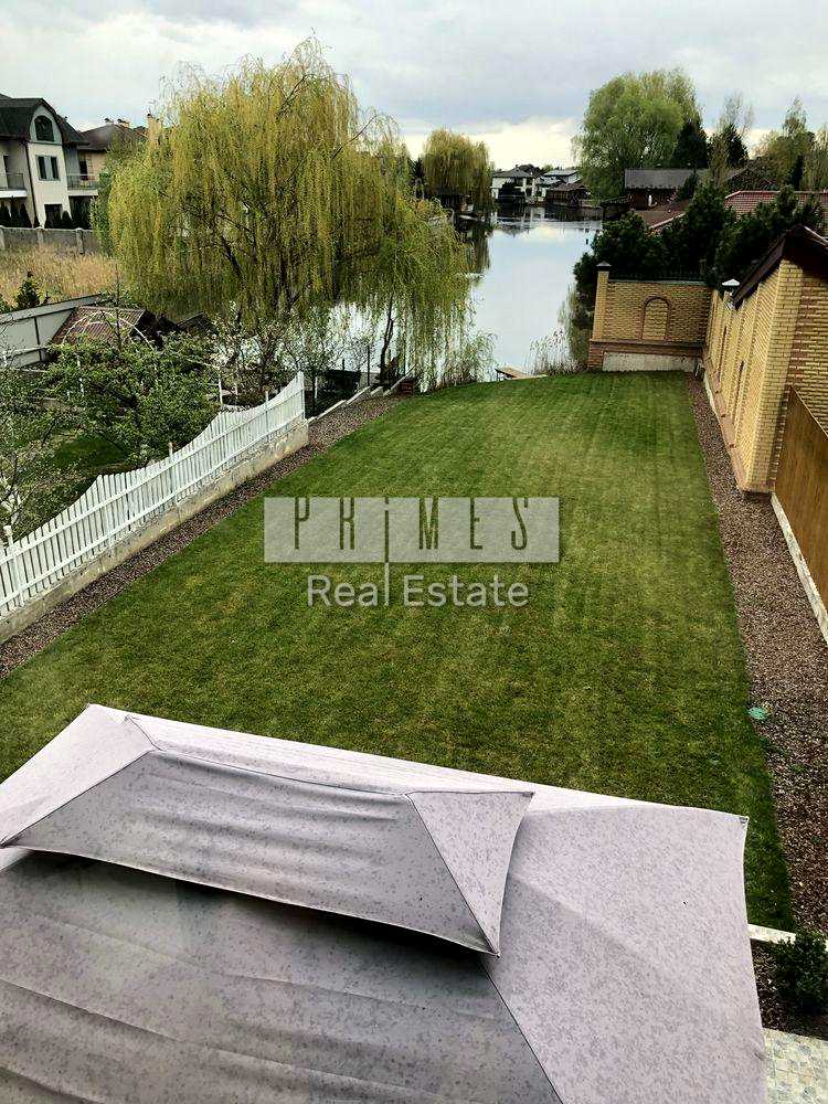 1875398219808184