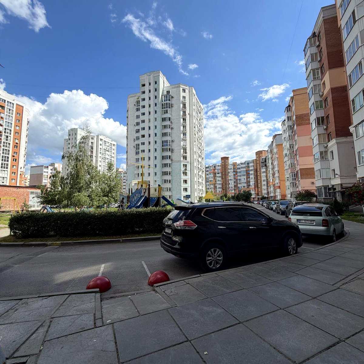 1875401099782981