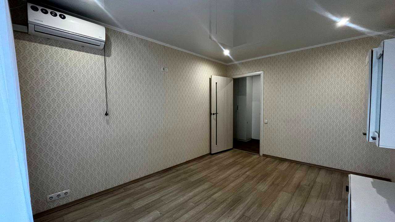 1875401475233989