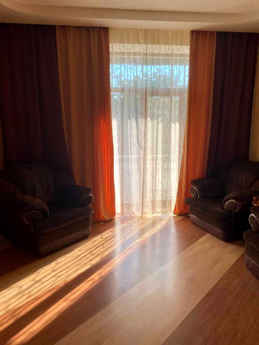 1875402757991252