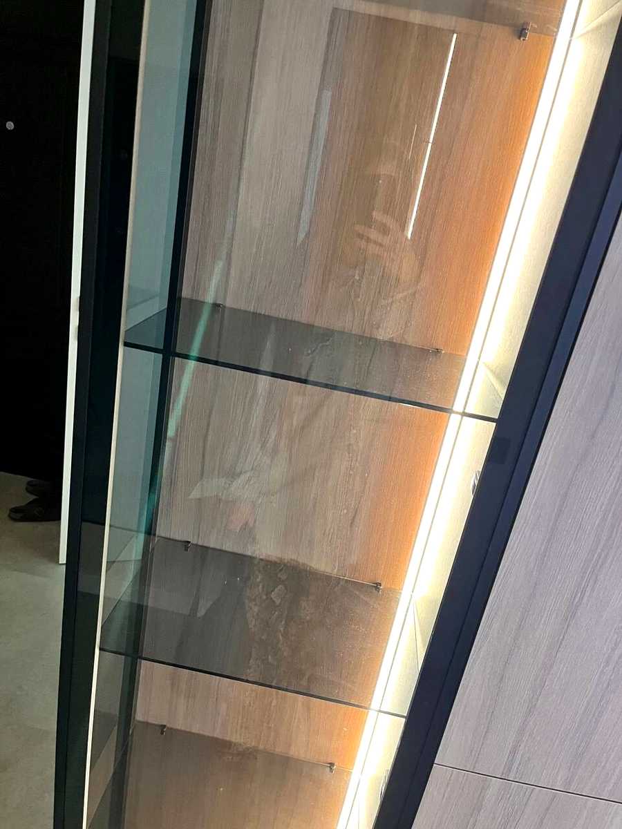 1875404809321585