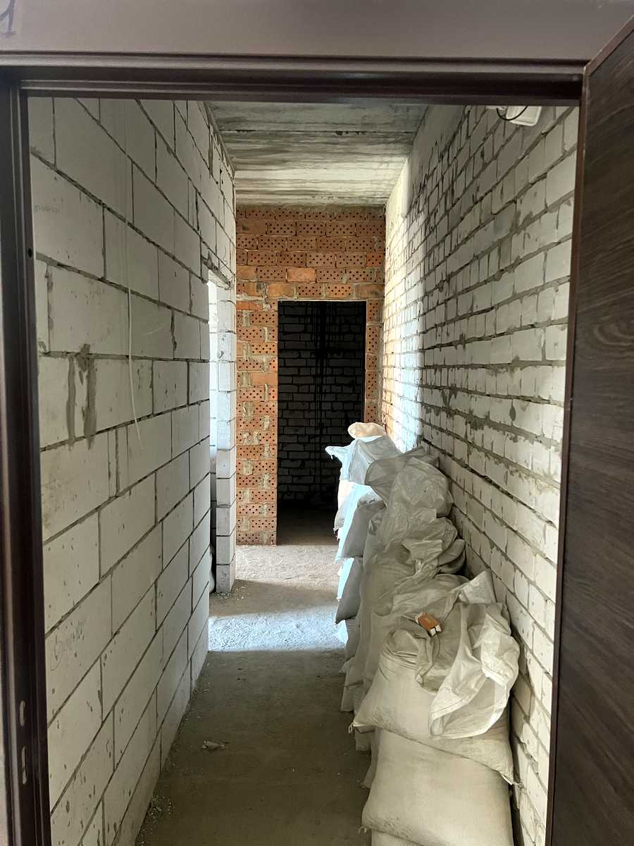 1875404871736998
