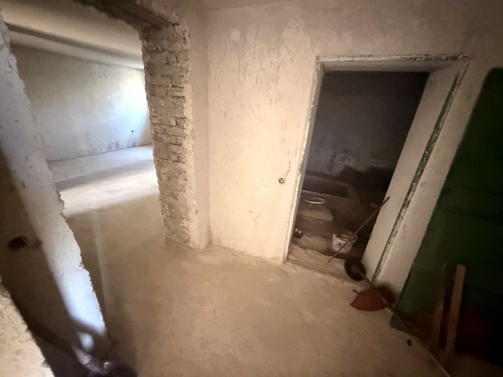 1875407104674629