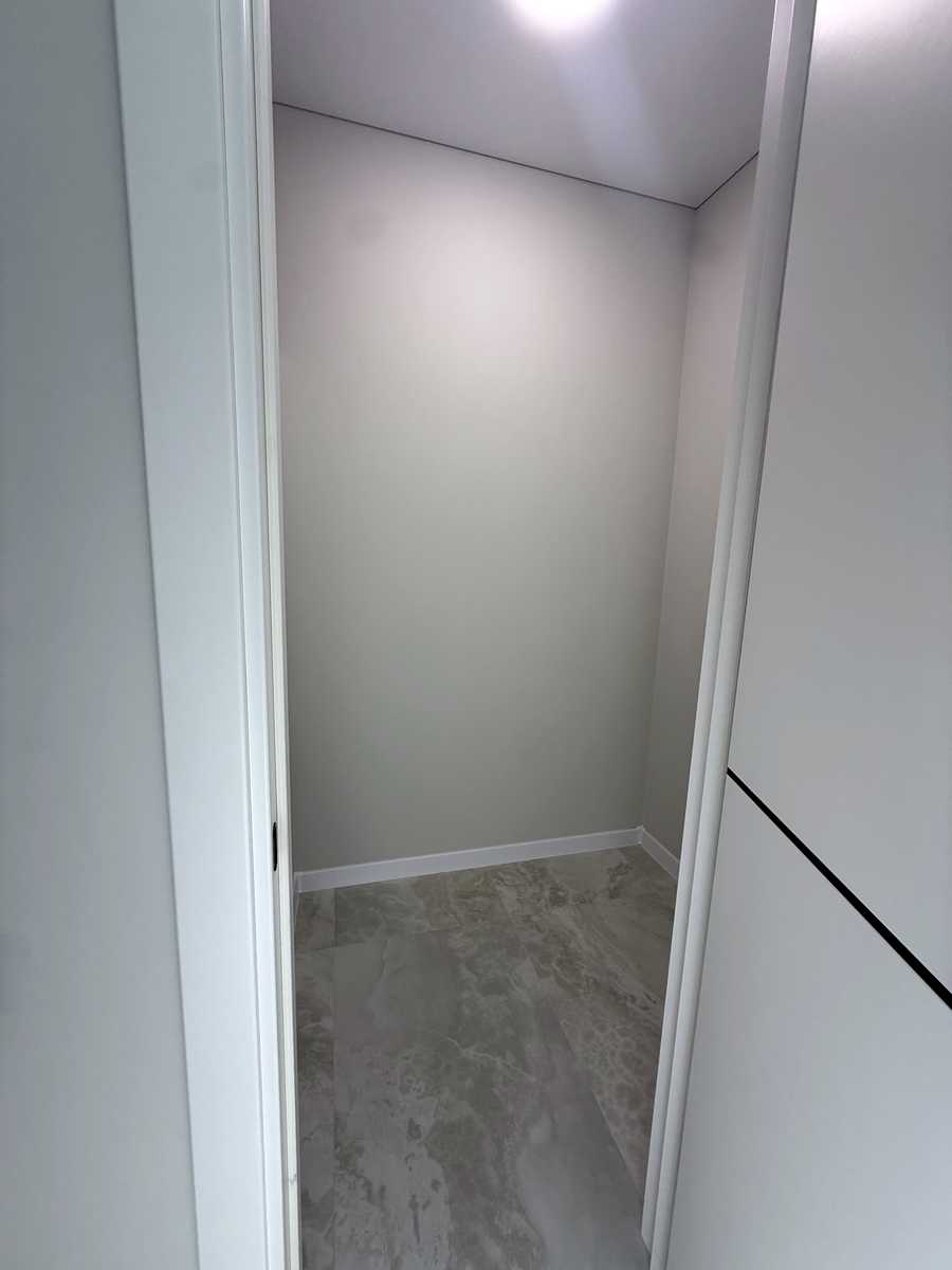 1875408544436155