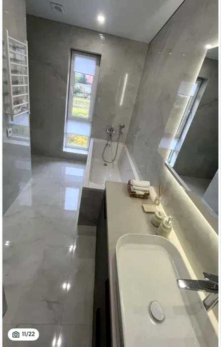 1875410363753663