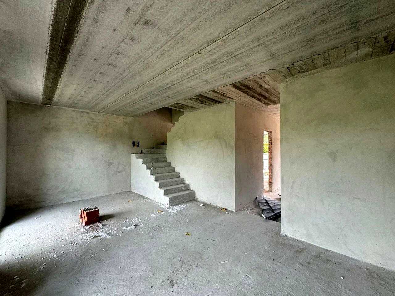 1875413150892477