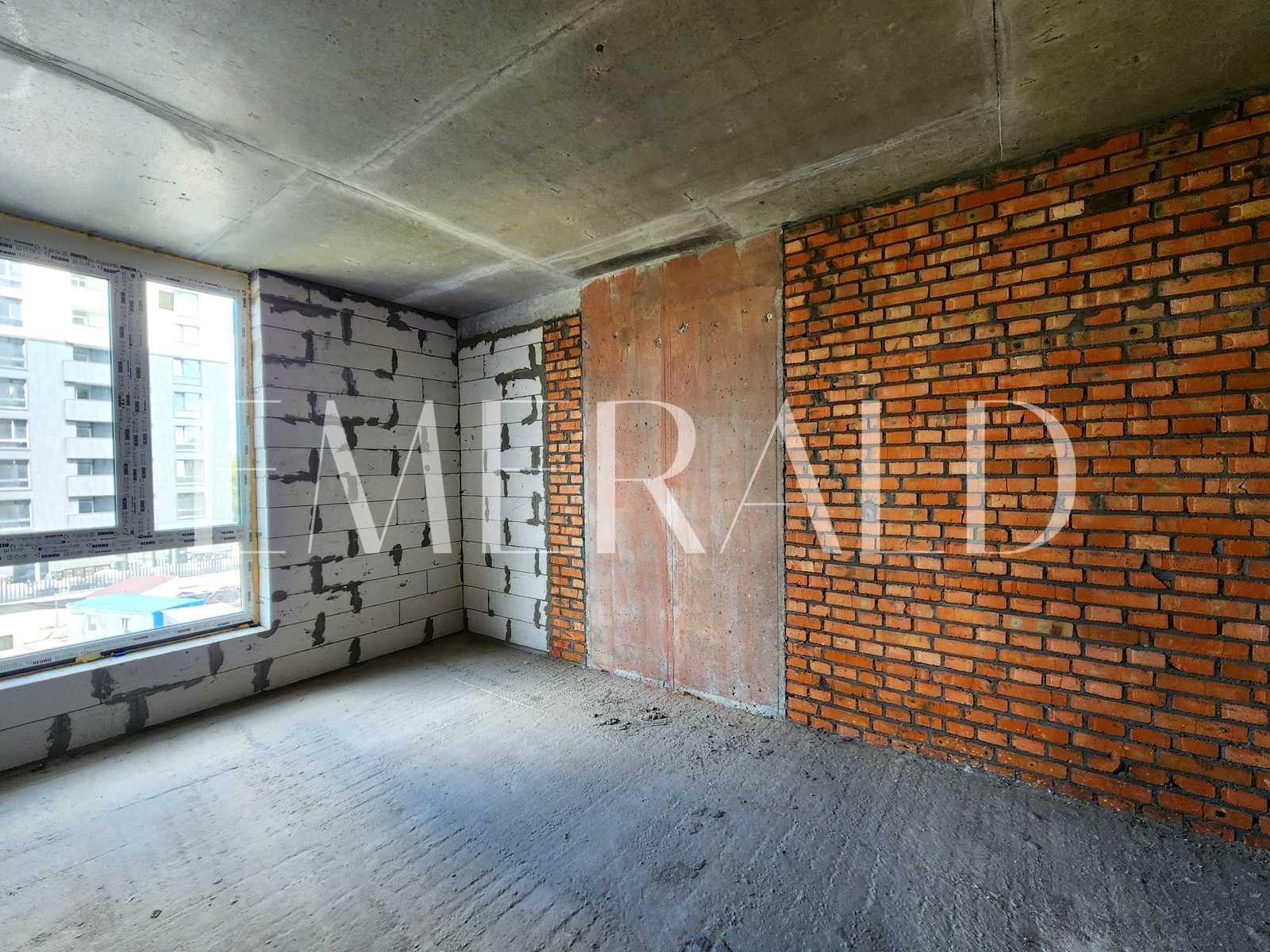 1875416057319028