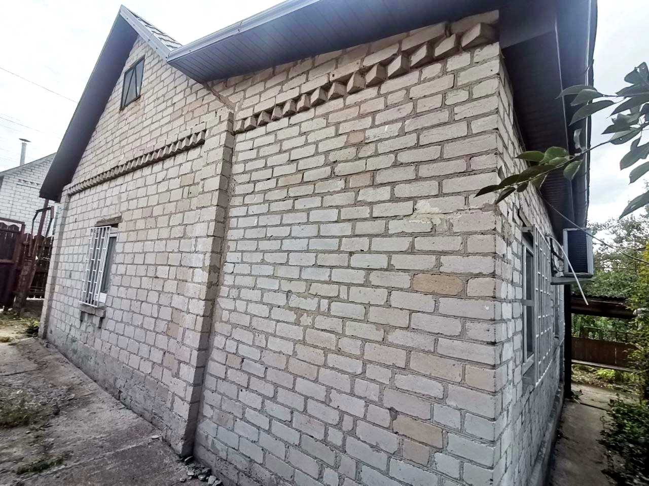 1875418020987076