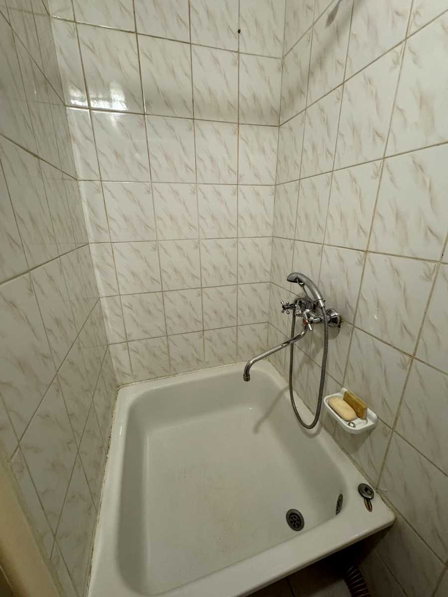 1875426145667929