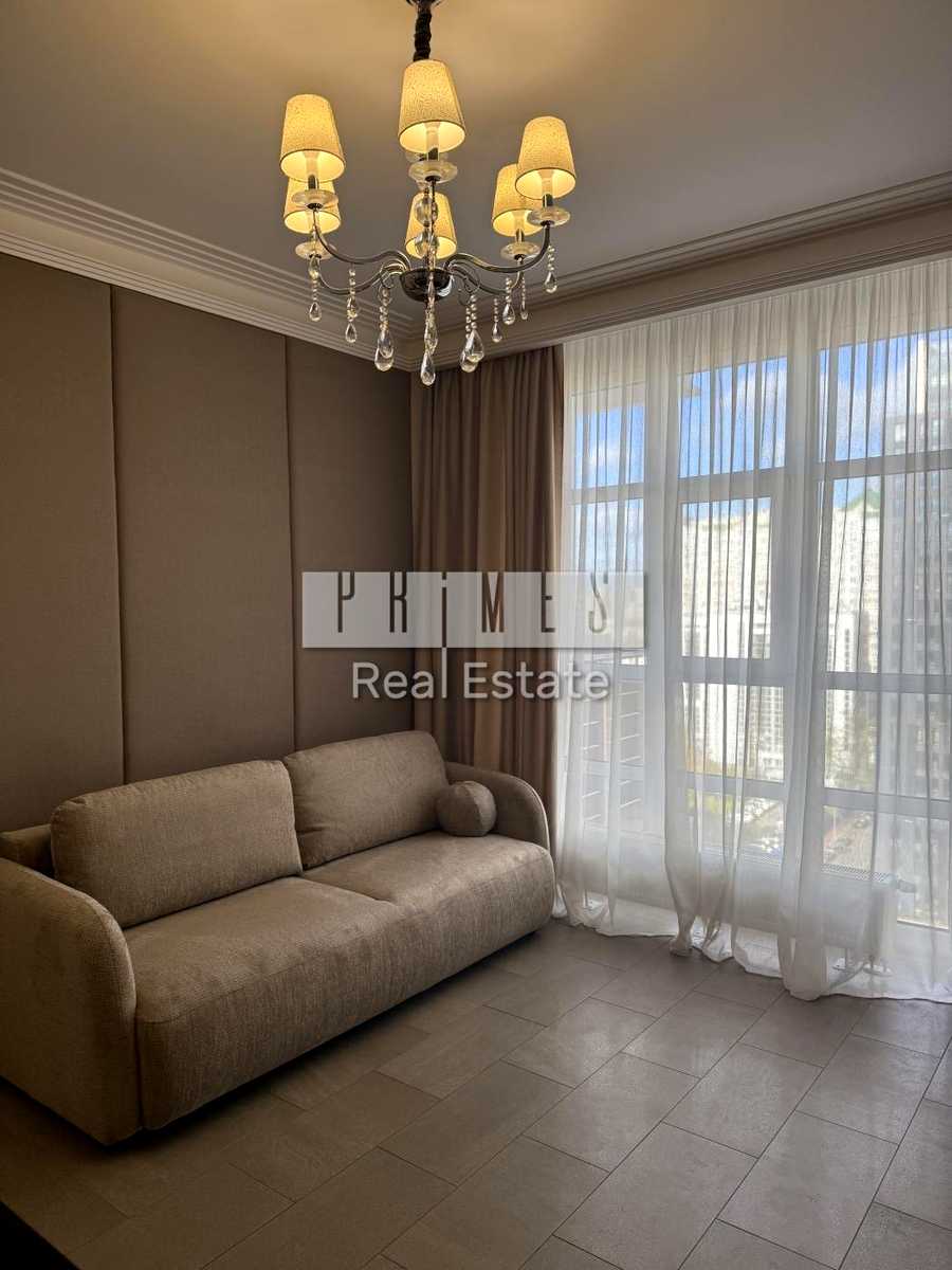 1875428379092530